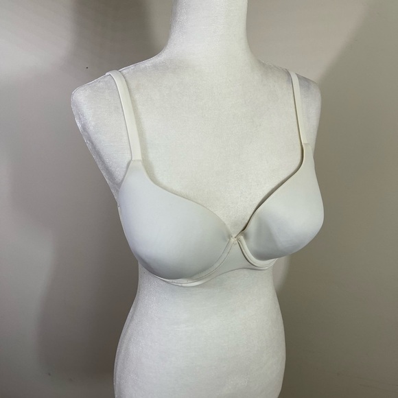 Ambrielle sz 36C bra in off white tee shirt friendly - Picture 1 of 8